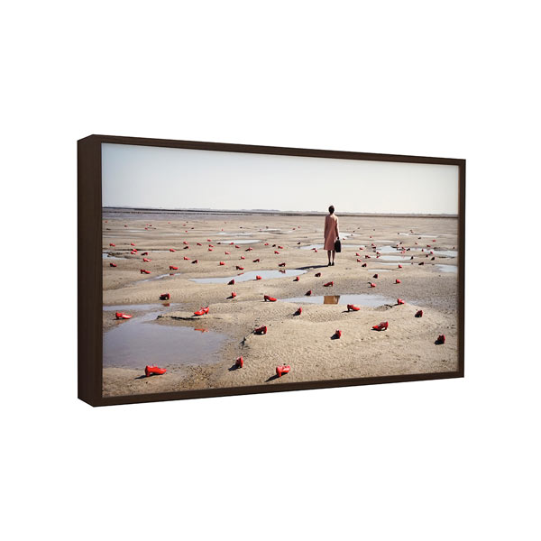 The red shoes | 56,5x98x12cm, Lightbox (mahogany veneer, duratrans, glass with no reflection, LED strips), 2020
