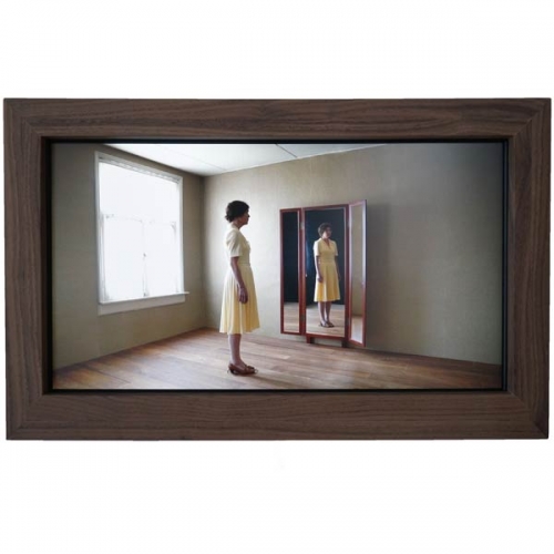 Serenade for a doll | fragment | loop; monitor, player, walnut box; 51 x 32 x 19 cm; 2019