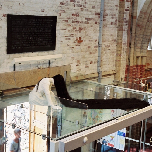 Maria Magdalena | 48cm x 230cm; plaster, textile synthetic hair; Zutphen 2002